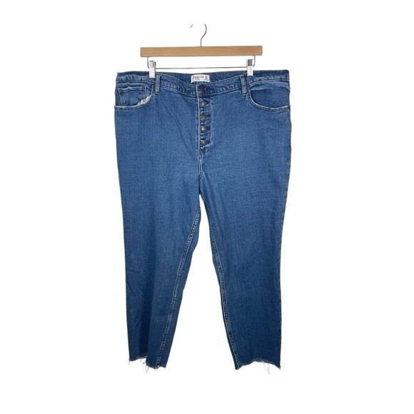 Abercrombie & Fitch The Mom High Rise Button Front Jeans Medium Wash Size 20 - Picture 8 of 12